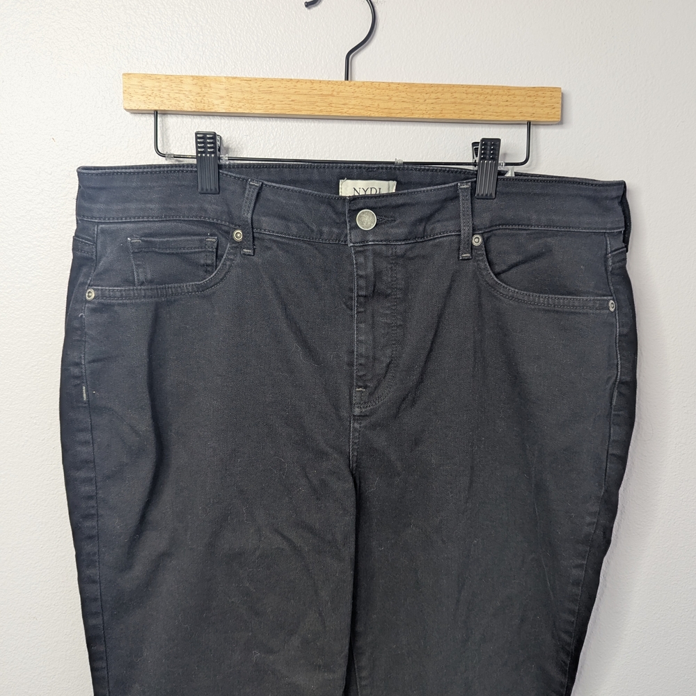 NYDJ Lift Tuck Black Jeans Women’s Size 14 | Straight‎ Leg Sculpting Denim